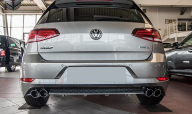 дифузор заднього бампера VW GOLF VII рестайл з муляжами вихлопних труб фото