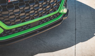 Накладка переднего бампера Audi RSQ3 Sportback F3 фото