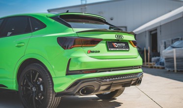 Боковые накладки заднего бампера Audi RSQ3 F3 фото