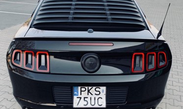 Накладка (жалюзи) на заднее стекло Ford Mustang 2005-2014 фото