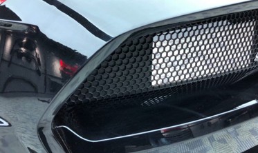 Тюнінговий бампер Ford Mustang з дифузором у стилі GT500 фото