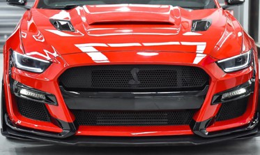 Тюнинговый бампер Ford Mustang в стиле Shelby GT500 фото
