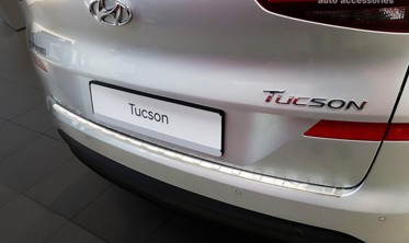 Защитная накладка на бортик заднего бампера Hyundai Tucson III фото