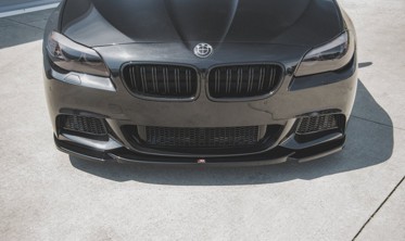 Накладка переднего бампера BMW 5 F10 / F11 к бамперу М-пакет вер. 4 фото