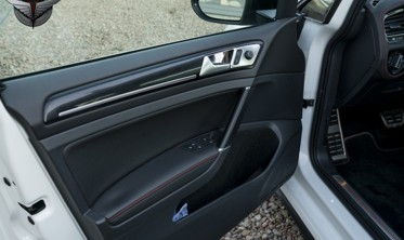 накладки на внутрішні ручки Volkswagen Golf VII фото