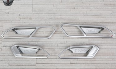 накладки внутренних ручек Volkswagen Tiguan 2016-... фото