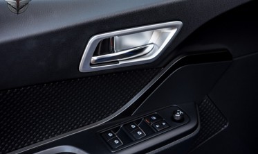 накладки внутренних ручек TOYOTA C-HR 2016-... фото
