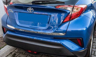 хром накладка на кришку багажника Honda C-HR 2016-... фото