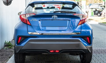 хром накладка на кришку багажника Honda C-HR 2016-... фото