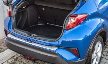 защитная накладка на бампер Toyota C-HR фото