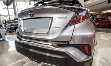 защитная накладка на бампер Toyota C-HR фото