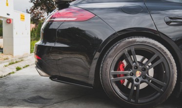Боковые накладки заднего бампера Porsche Panamera Turbo 970 послерестайл фото