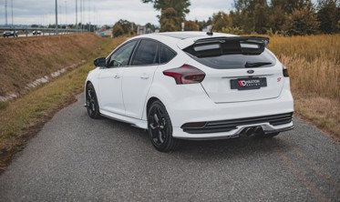 Боковые накладки заднего бампера Ford Focus ST MK3 рестайл вер. 2 фото