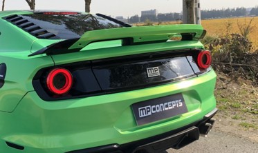 Накладка до спойлера багажника Ford Mustang GT500 фото
