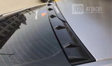 Спойлер на заднє скло Ford Mustang фото