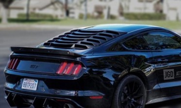Накладка (жалюзі) на заднє скло Ford Mustang 2015- фото