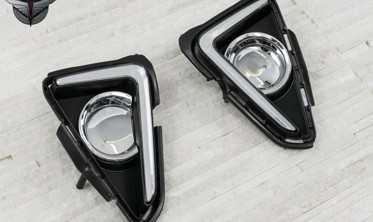 Денні ходові вогні (DRL) TTOYOTA RAV4 2016-2019 із покажчиком повороту фото