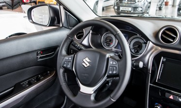 внутрішні накладки на двері Suzuki Vitara II фото