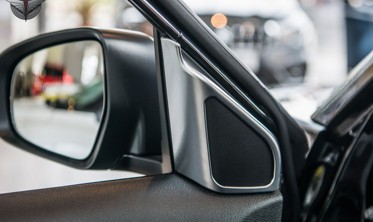 внутренние накладки на двери Suzuki Vitara II фото