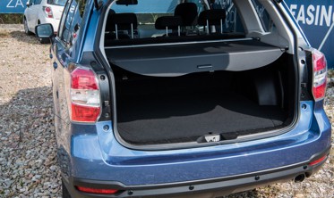 шторка-полка багажника для SUBARU FORESTER 2012-2018 фото