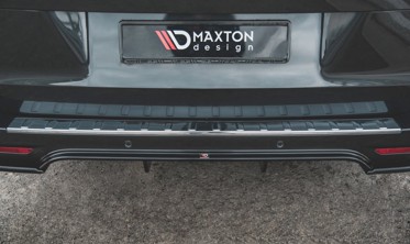 Центральна накладка заднього бампера Mercedes V-Class W447 рестайл AMG-Line фото