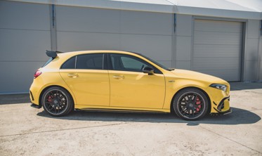 Накладки под боковые пороги Mercedes-AMG A 45 S W177 фото