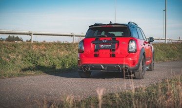 Центральний дифузор заднього бампера Mini Countryman MK2 F60 JCW фото