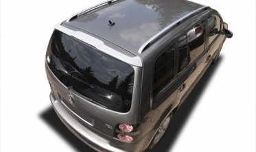 Спойлер на крышку багажника VW Touran I фото