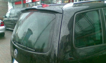 Спойлер крышки багажника VW Touran I фото