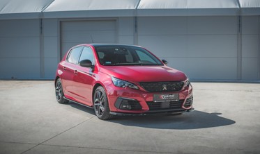 Накладка переднего бампера Peugeot 308 GT MK2 послерестайл вар. 2 фото