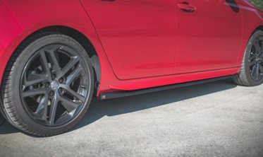 Тюнінг накладки під бічні пороги Peugeot 308 версія GT MK2 рестайл фото