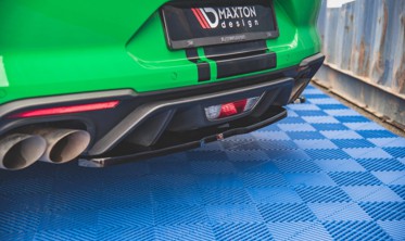 Центральний дифузор заднього бампера Ford Mustang GT MK6 рестайл фото