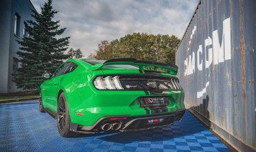 Центральний дифузор заднього бампера Ford Mustang GT MK6 рестайл фото
