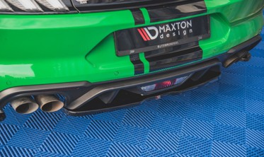Центральний дифузор заднього бампера Ford Mustang GT MK6 рестайл фото