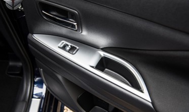 сатинові накладки склопідйомників Mitsubishi Outlander фото