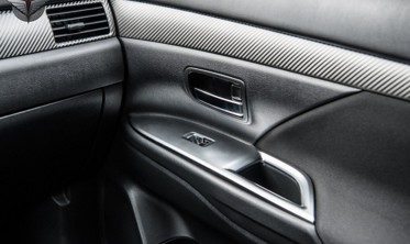 сатинові накладки склопідйомників Mitsubishi Outlander фото