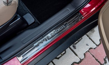 Защитные накладки на порожки Mitsubishi Outlander III 2012-... фото