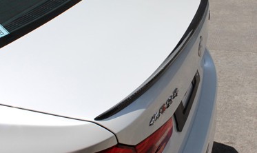 Спойлер багажника BMW 5 G30 стиль М5 козырьком, черный фото