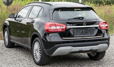 Листва (накладка) на крышку багажника Mercedes GLA X156 2013-2019 фото