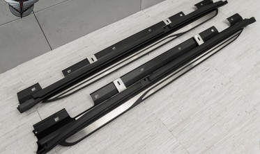 пороги (подножки боковые) MERCEDES GLA (X156) 2013-2019 фото