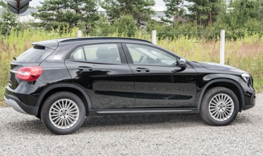 пороги (подножки боковые) MERCEDES GLA (X156) 2013-2019 фото