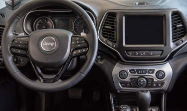 рамка центральної консолі Jeep Cherokee фото