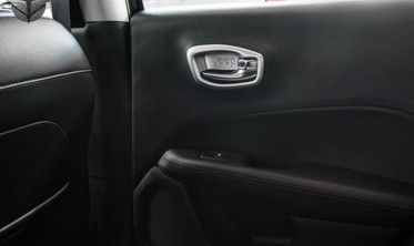 хром рамки на ручки дверей Jeep Compass (внутрішні) фото