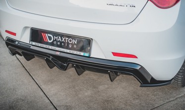 Накладка заднего бампера Alfa Romeo Giulietta рестайл (выхлопная с одной стороны) фото