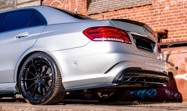 Накладка заднего бампера Mercedes E63 AMG Sedan W212 Facelift фото