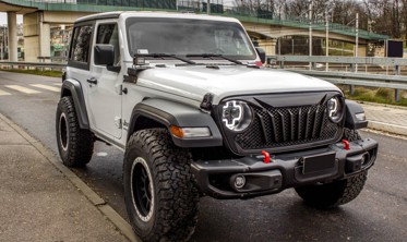 Тюнинговая решетка радиатора Jeep Wrangler JL INFERNO фото