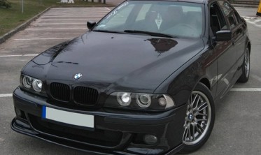 Дифузор переднього бампера BMW E39 M5/М-пакет фото