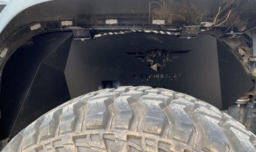 стальные передние подкрылки Jeep Wrangler JL/JLU/JT 2018-... фото
