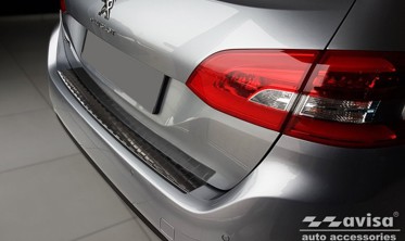 Захисна накладка на задній бампер Peugeot 308 II SW, чорна фото