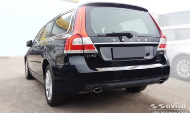 накладка на задний бампер с бортиком VOLVO V70 3 FL kombi фото